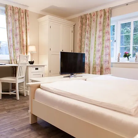 Guest house Am Werbellinkanal Eichhorst