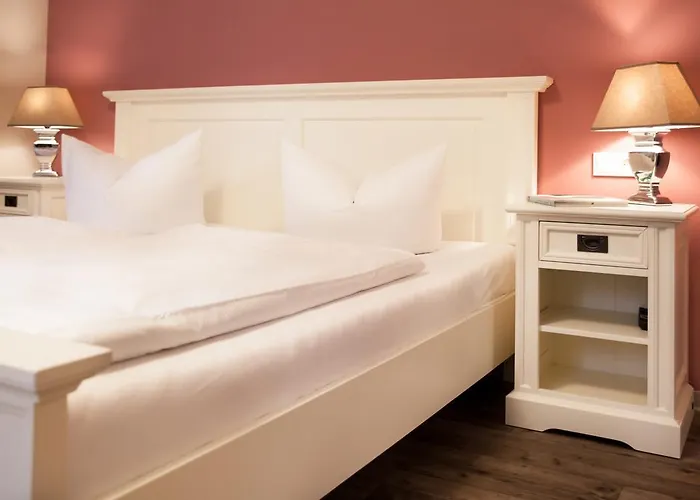 Am Werbellinkanal Pensionat Eichhorst