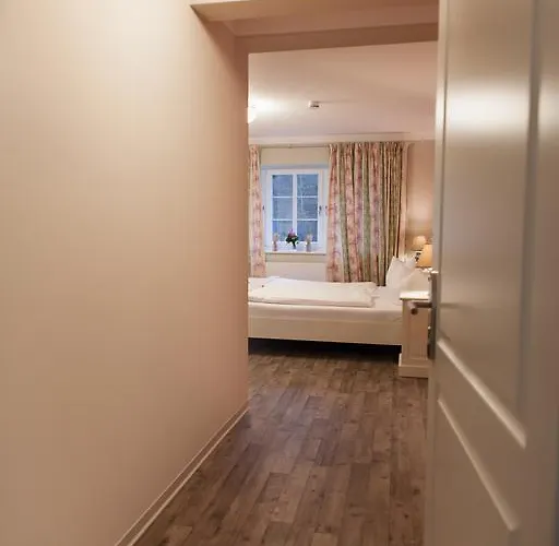 Pensionat Am Werbellinkanal Eichhorst